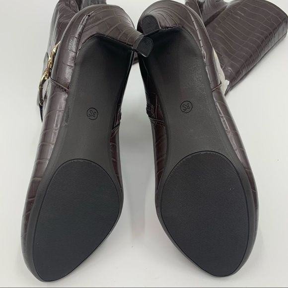 Karen Scott Croc Boots - Picture 6 of 9